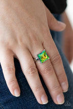 Load image into Gallery viewer, Paparazzi Ready For My Coronation - Green
