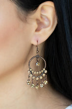 Load image into Gallery viewer, Paparazzi Cosmic Chandeliers - Copper Earring
