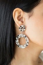 Load image into Gallery viewer, Paparazzi Party Ensemble - Black Earrings

