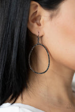 Load image into Gallery viewer, Paparazzi OVAL-ruled! - Black Earrings
