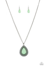 Load image into Gallery viewer, Paparazzi DROPLET Like Its Hot - Green Necklace
