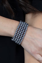 Load image into Gallery viewer, Paparazzi A Pearly Affair - Silver Bracelet
