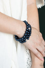 Load image into Gallery viewer, Paparazzi Here Comes The Heiress - Blue Bracelet
