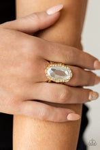 Load image into Gallery viewer, Paparazzi BLING to Heel - Gold Ring
