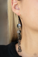 Load image into Gallery viewer, Paparazzi Game CHIME - Black Earring
