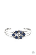 Load image into Gallery viewer, Paparazzi Taj Mahal Meadow - Blue Bracelet
