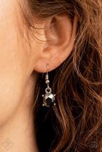 Load image into Gallery viewer, Paparazzi Modern Day Marvel - Silver Necklace
