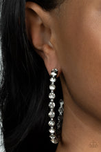 Load image into Gallery viewer, Paparazzi Royal Reveler - Black Earring

