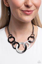Load image into Gallery viewer, Paparazzi Uptown Links - Black Necklace
