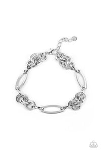 Paparazzi Chic Charmer - Silver Bracelet