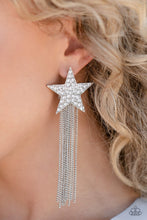 Load image into Gallery viewer, Paparazzi Superstar Solo - White Earrings
