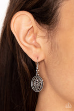 Load image into Gallery viewer, Paparazzi Forever and EVERGLADE - Blue Necklace
