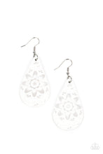 Load image into Gallery viewer, Paparazzi Subtropical Seasons - White Earrings
