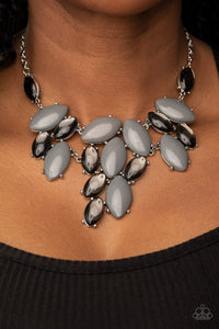 Paparazzi Date Night Nouveau - Silver Necklace