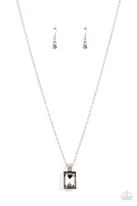 Paparazzi Understated Dazzle - Silver Necklace