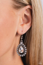 Load image into Gallery viewer, Paparazzi Divinely Duchess - White Earrings
