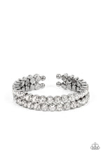 Load image into Gallery viewer, Paparazzi Megawatt Majesty - Black Bracelet

