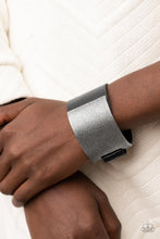Load image into Gallery viewer, Paparazzi Studded Synchronism - Black Bracelet
