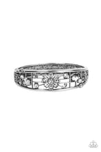 Load image into Gallery viewer, Paparazzi Prairie Musical - White Bracelet
