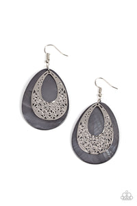 Paparazzi Bountiful Beaches - Silver Earrings