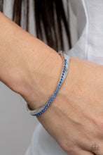 Load image into Gallery viewer, Paparazzi Palace Penthouse - Blue Bracelet
