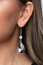 Load image into Gallery viewer, Paparazzi Smile for the Camera - Silver Earrings
