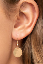 Load image into Gallery viewer, Paparazzi Tag Out - Gold Necklace
