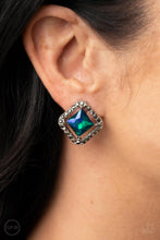 Load image into Gallery viewer, Paparazzi Cosmic Catwalk - Green Earring
