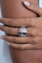 Load image into Gallery viewer, Paparazzi Sizzling Sultry - Purple Ring
