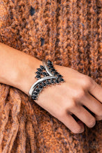 Load image into Gallery viewer, Paparazzi Teton Tiara - Black Bracelet
