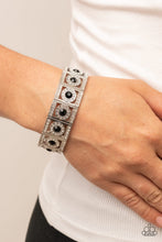 Load image into Gallery viewer, Paparazzi Ultra Upscale - Black Bracelet
