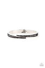 Load image into Gallery viewer, Paparazzi Deco Drama - Blue Bracelet
