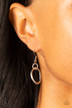 Load image into Gallery viewer, Paparazzi Tough Crowd - Silver Necklace

