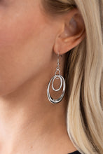 Load image into Gallery viewer, Paparazzi So OVAL-Rated - Silver Earrings
