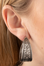 Load image into Gallery viewer, Paparazzi Marketplace Mixer - Silver Earring
