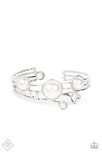 Load image into Gallery viewer, Paparazzi Total SAIL-Out - White Bracelet
