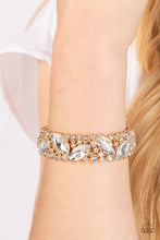 Load image into Gallery viewer, Paparazzi Full Body Chills - Gold Bracelet
