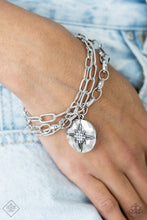Load image into Gallery viewer, Paparazzi True North Twinkle - White Bracelet
