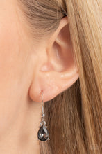 Load image into Gallery viewer, Paparazzi Completely Captivated - Silver Necklace
