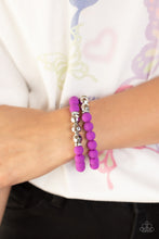 Load image into Gallery viewer, Paparazzi Dip and Dive - Purple Bracelet
