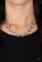Load image into Gallery viewer, Paparazzi Petunia Palace - Green Necklace
