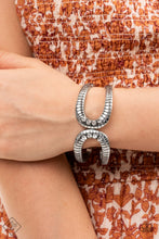 Load image into Gallery viewer, Paparazzi Desert Prosperity - White Bracelet
