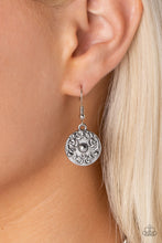 Load image into Gallery viewer, Paparazzi Poppy Persuasion - Black Necklace
