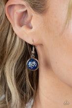 Load image into Gallery viewer, Paparazzi Fleek and Flecked - Blue Necklace
