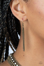 Load image into Gallery viewer, Paparazzi Free to CHAINge My Mind - Brass Necklace

