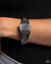 Load image into Gallery viewer, Paparazzi Order of the Arrow - Black Bracelet
