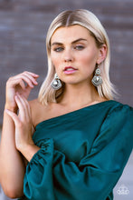 Load image into Gallery viewer, Paparazzi Royal Remix - Silver Earring

