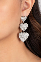 Load image into Gallery viewer, Paparazzi Couples Retreat - White Earring

