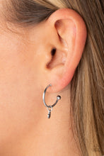Load image into Gallery viewer, Paparazzi Modern Model - Silver Earrings
