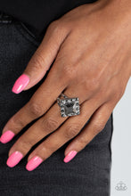 Load image into Gallery viewer, Paparazzi Transformational Twinkle - Silver Ring
